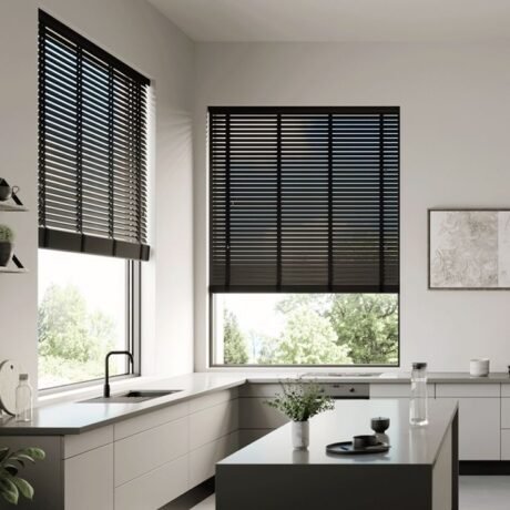 Buy Venetial And Roller Blinds Dubai -Light Control And Privacy | Furniture Dubai.