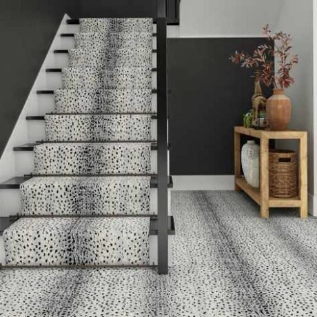 Stair carpet Runner In Dubai At 30% Off | No1 Stair Carpet Suppliar In UAE.