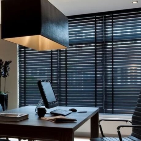 Buy Made To Measures Vertical Blinds Dubai Online | Vertical Blinds For Office Window.