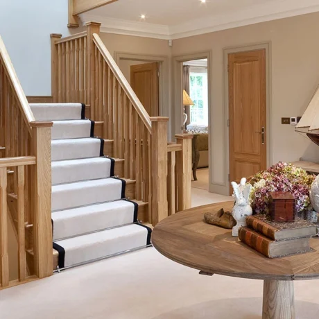 Stair Carpet Dubai | Get Antislip Carpet Runner | Upto 30% Off.